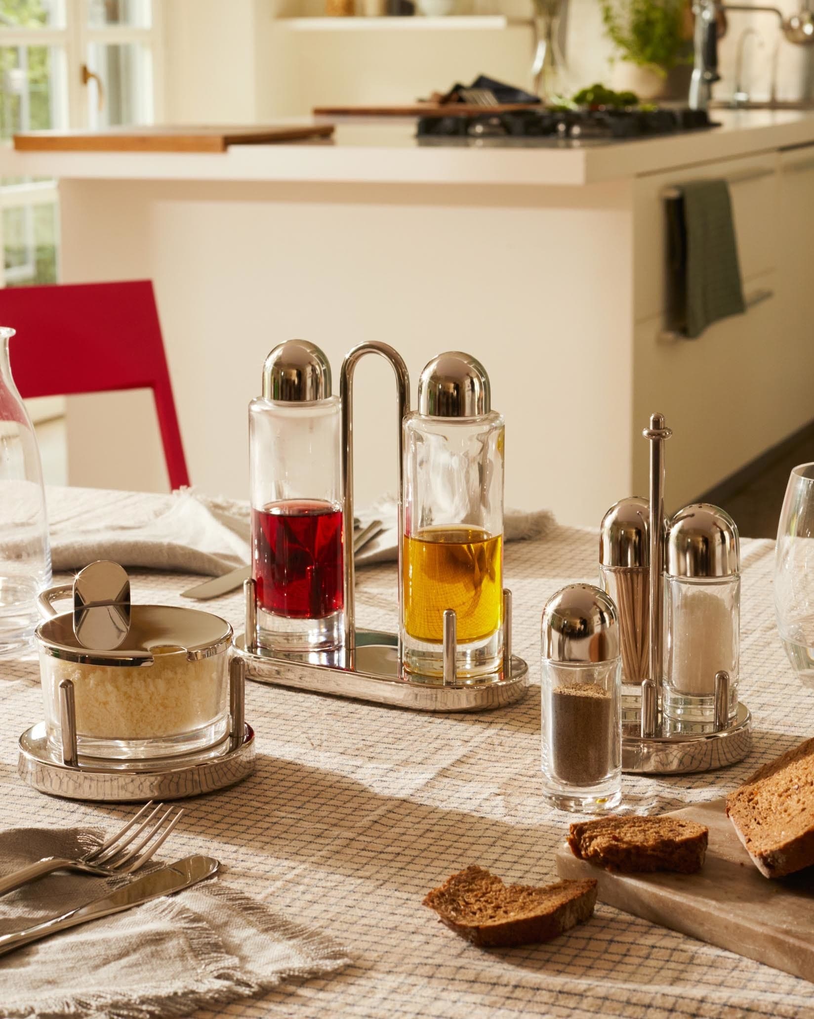 5075 — Ettore Sottsass pentru Alessi 2