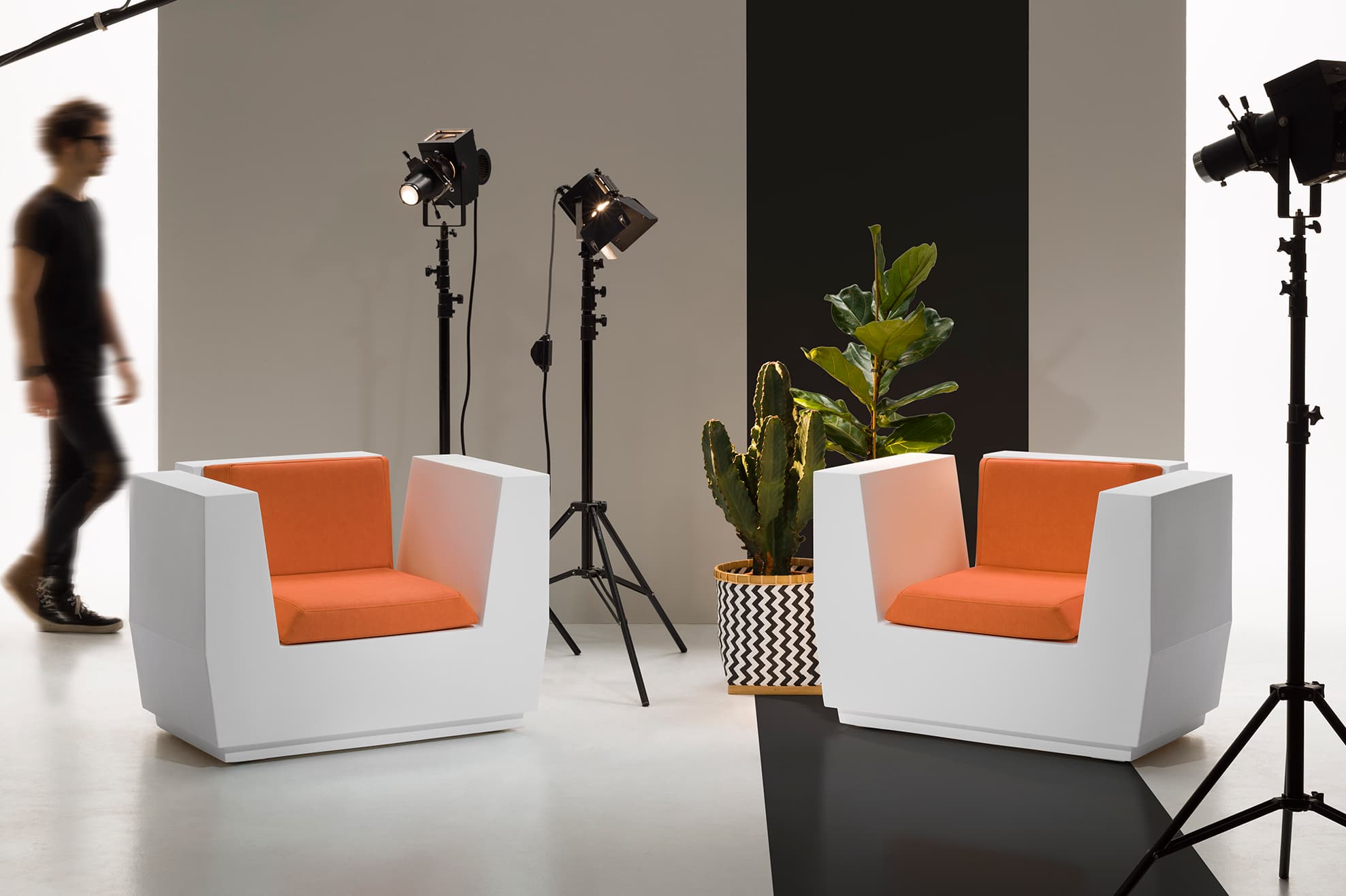 Big Cut Armchair 2