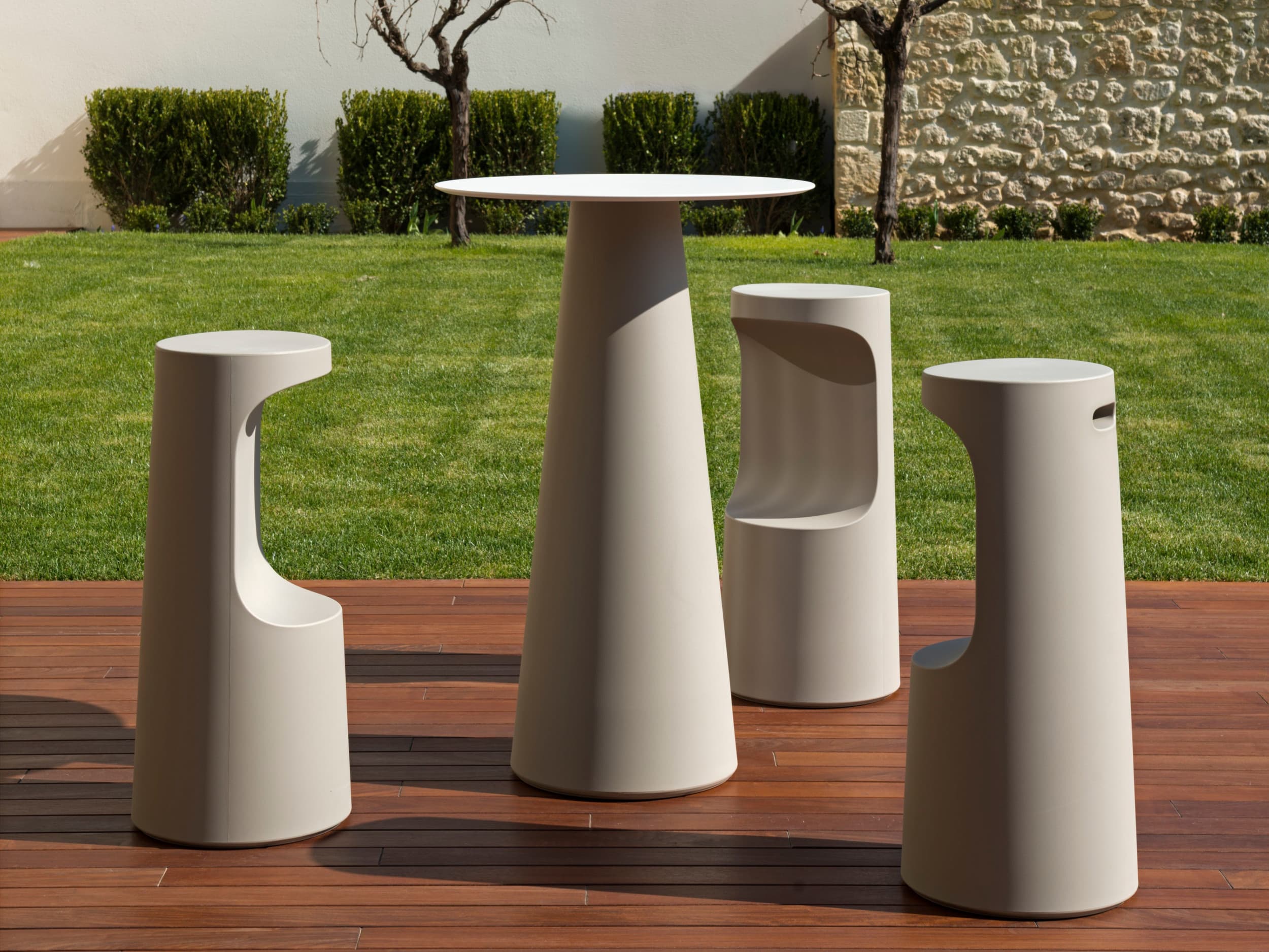 Fura Stool 7