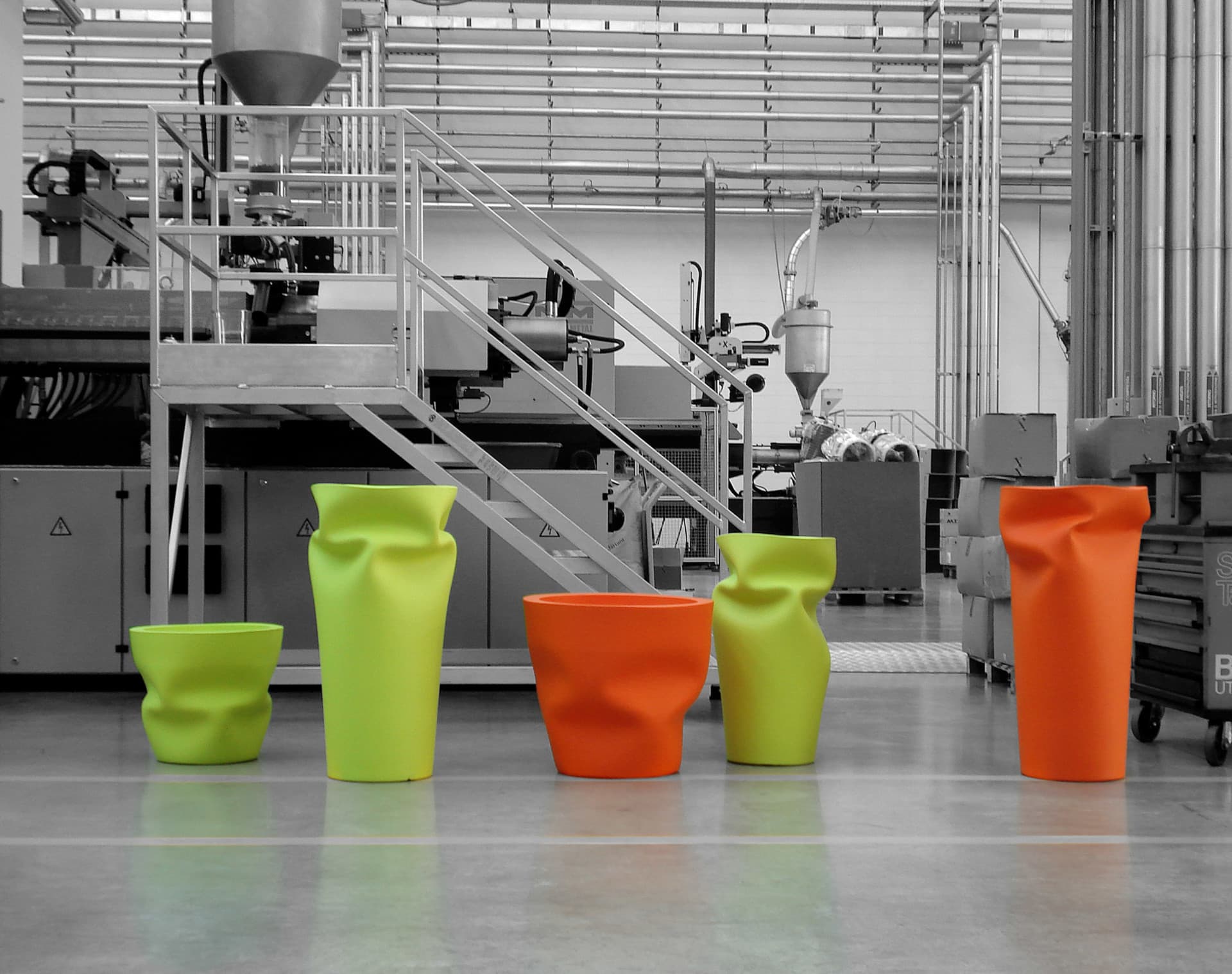 Saving/Space/Vase Luminous