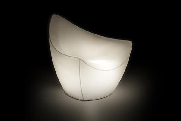 Vela Armchair 19