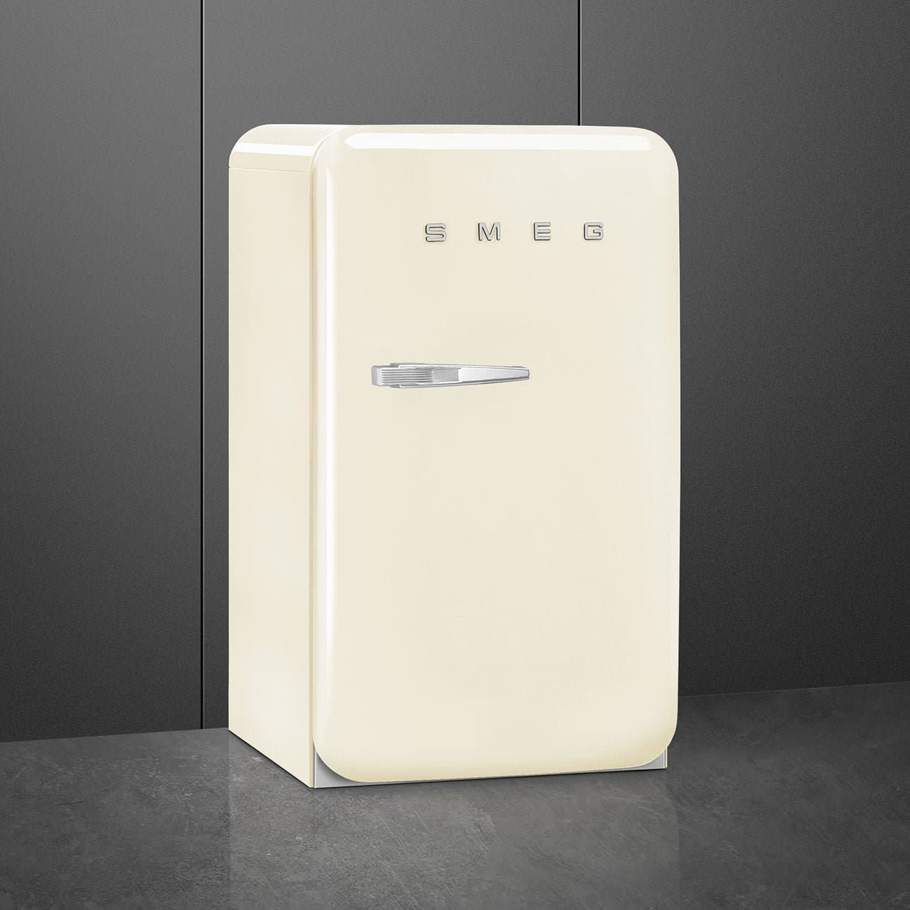 Frigider Smeg 50's Style FAB10RCR5 4