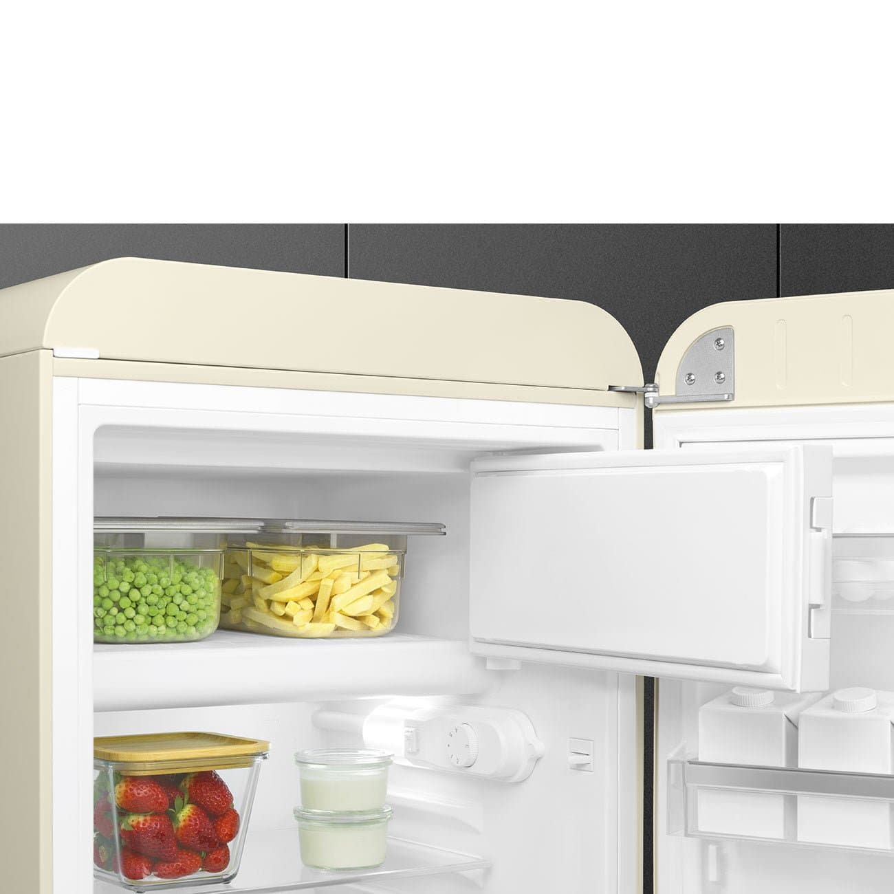 Frigider Smeg 50's Style FAB10RCR5 9