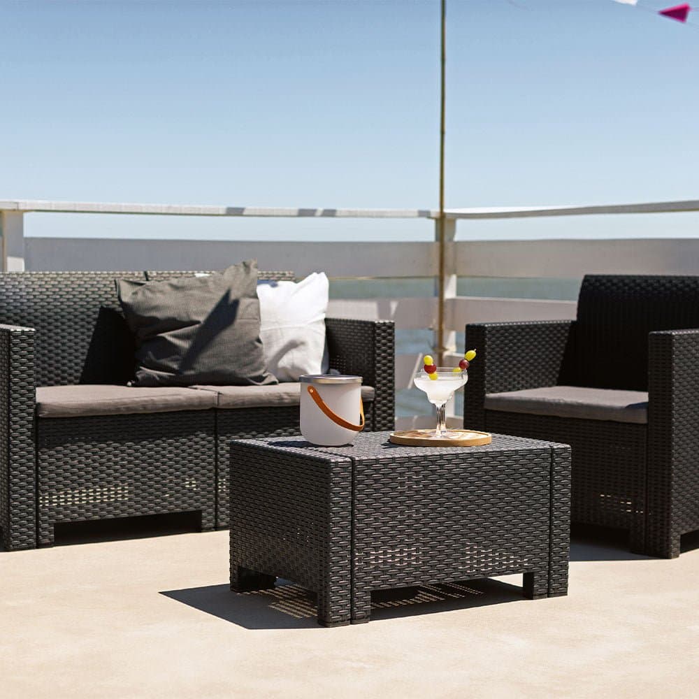 Set bancuta, fotolii si masuta de cafea Miami 2