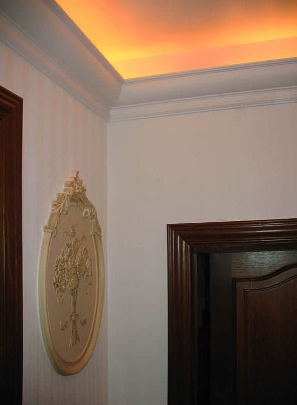 Cornisa decorativa din polimer rigid C9 - 5x5x200 cm 2