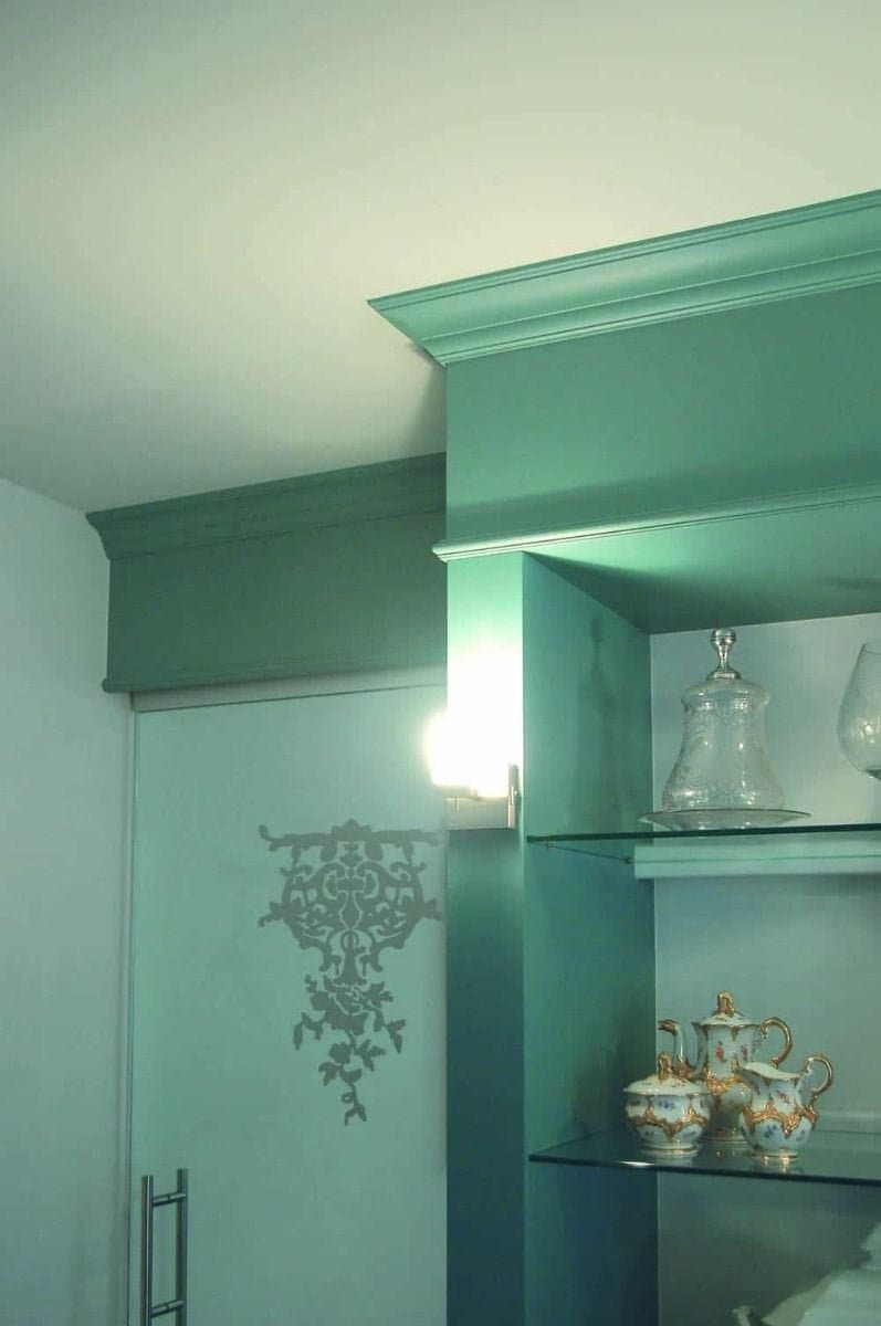 Cornisa decorativa din polimer rigid C7 - 7.8x6.6x200 cm 2