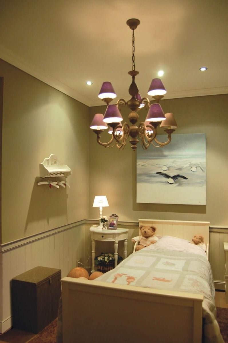 Cornisa decorativa din poliuretan P835 - 8.3x8.3x200 cm 2