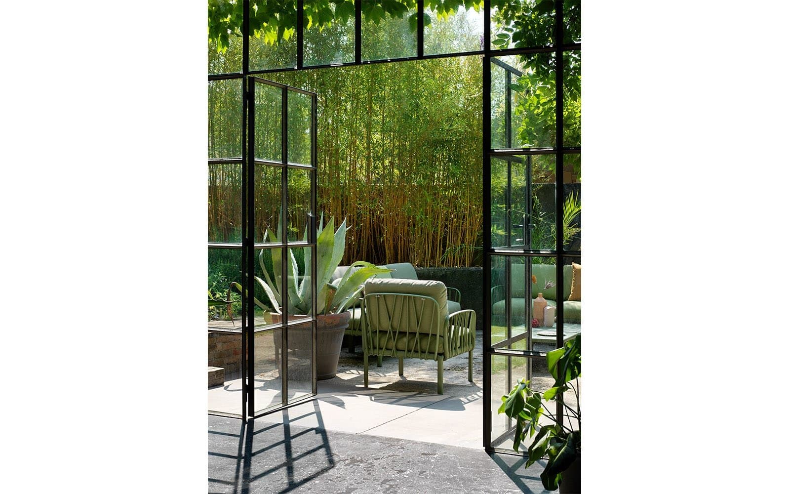 Canapea modulara pentru exterior  KOMODO 15