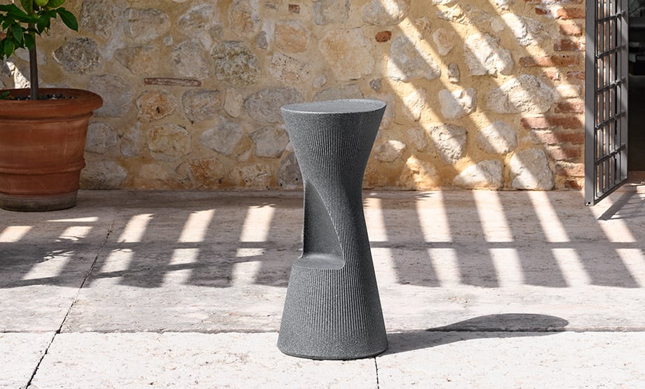 Fade Stool