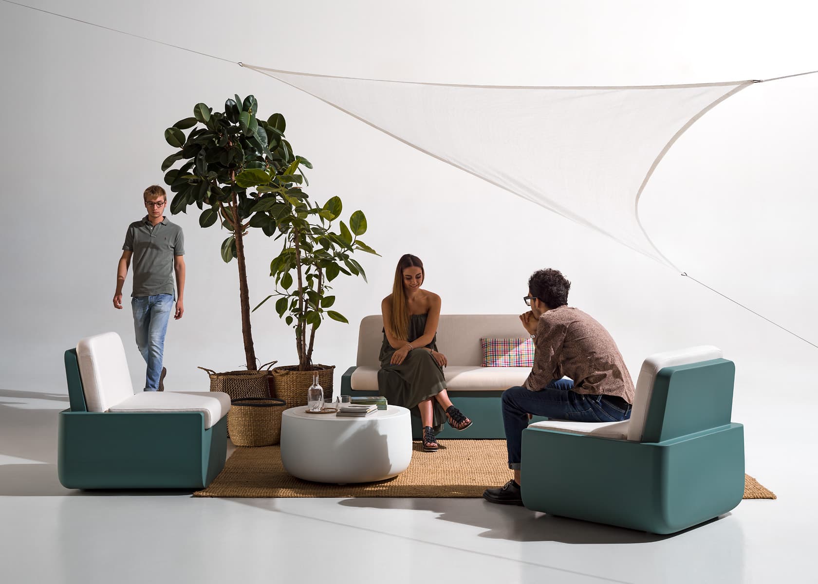 Bold Table Structure Luminous