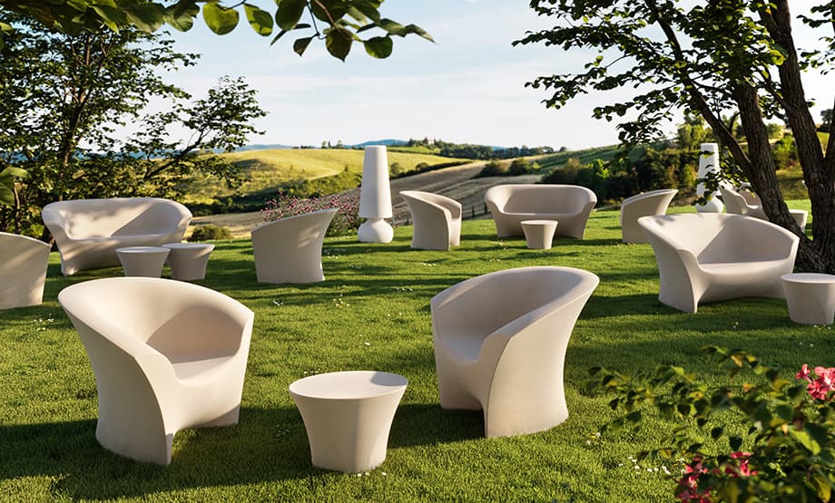 Ohla Armchair